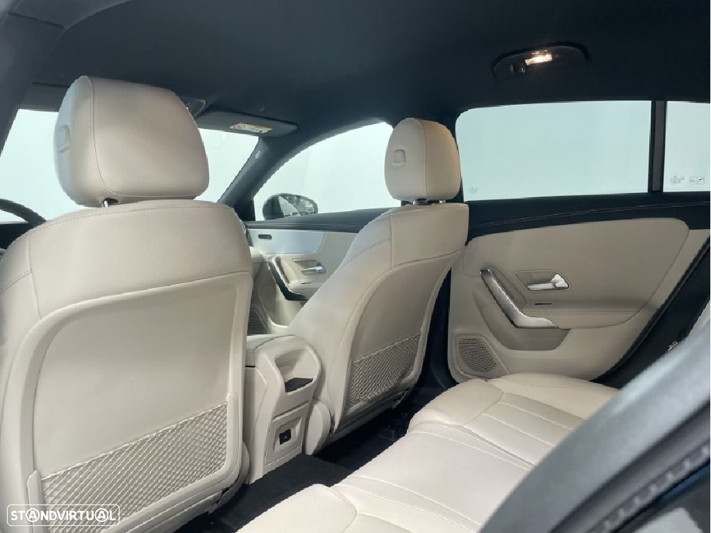 Mercedes-Benz CLA 180 - 21