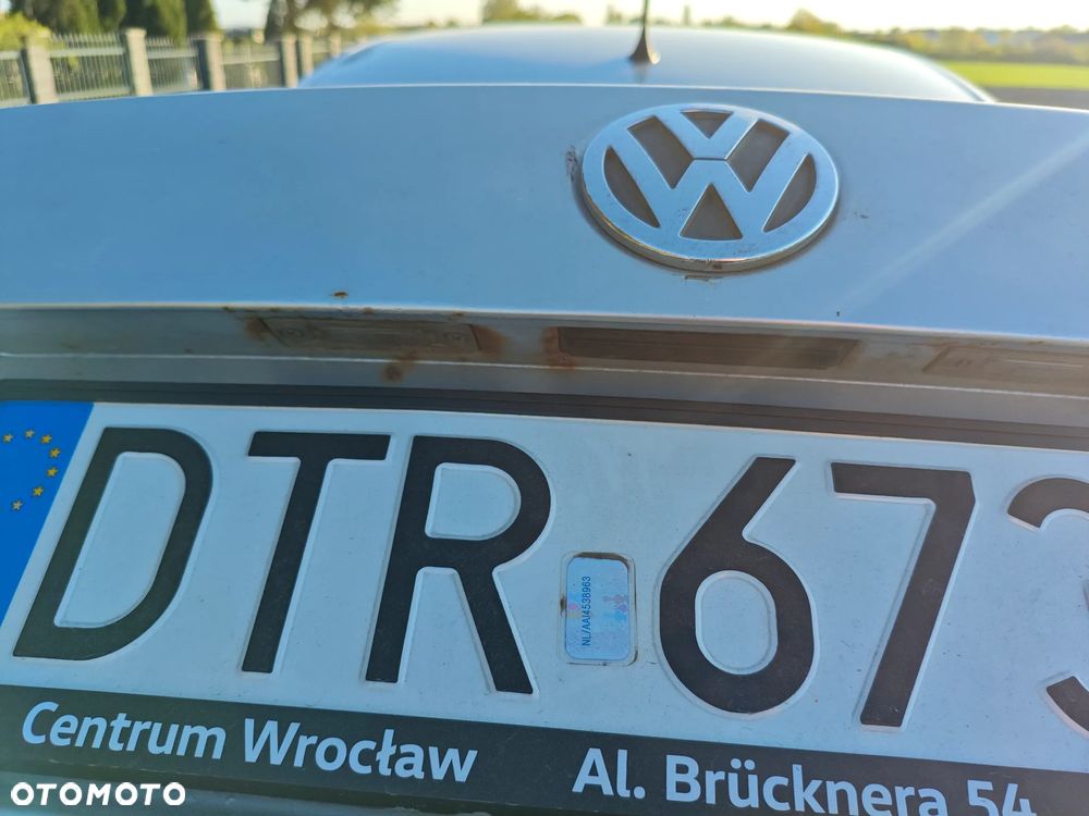 Volkswagen Passat 1.8T Trendline - 12
