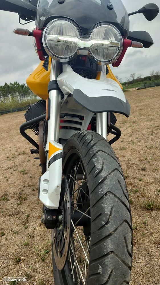 Moto Guzzi V85 TT - 6