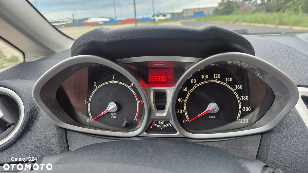 Ford Fiesta 1.6 TDCi ECOneticTitanium ASS - 9