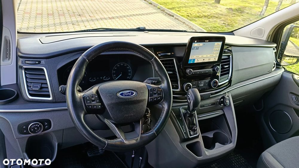 Ford Tourneo Custom - 6