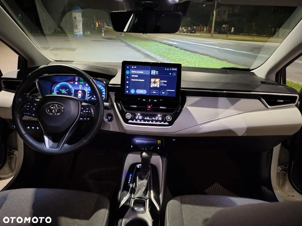 Toyota Corolla 1.8 Hybrid Style - 13