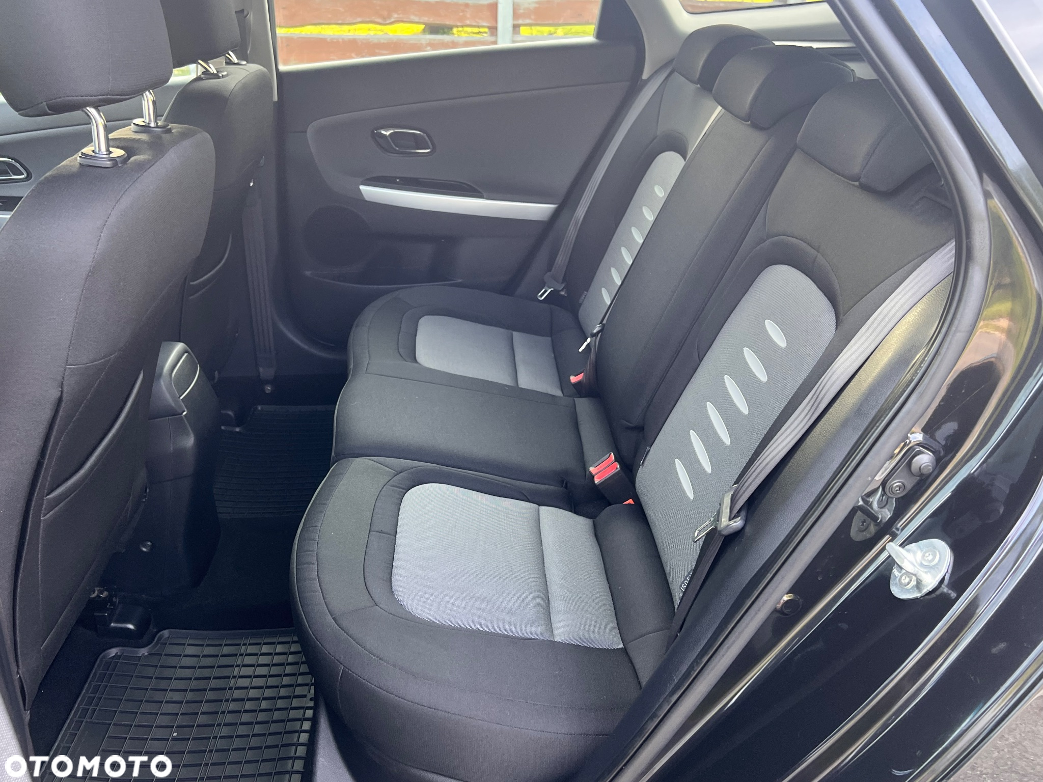 Kia Ceed Cee'd 1.6 GDI XL - 23