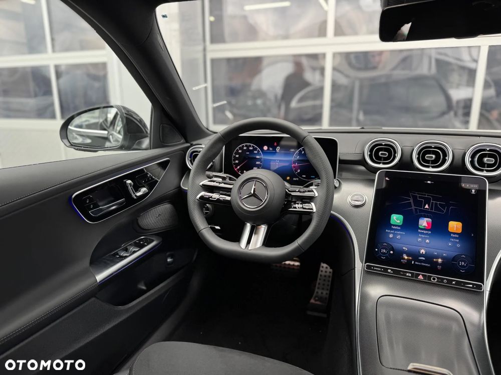 Mercedes-Benz Klasa C 180 9G-TRONIC AMG Line Advanced - 14