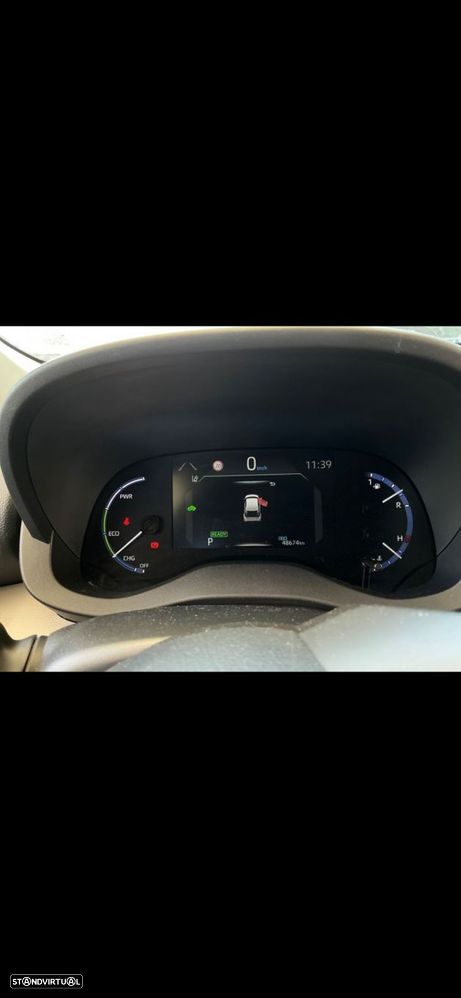 Toyota Yaris Cross 1.5 HDF Comfort - 8