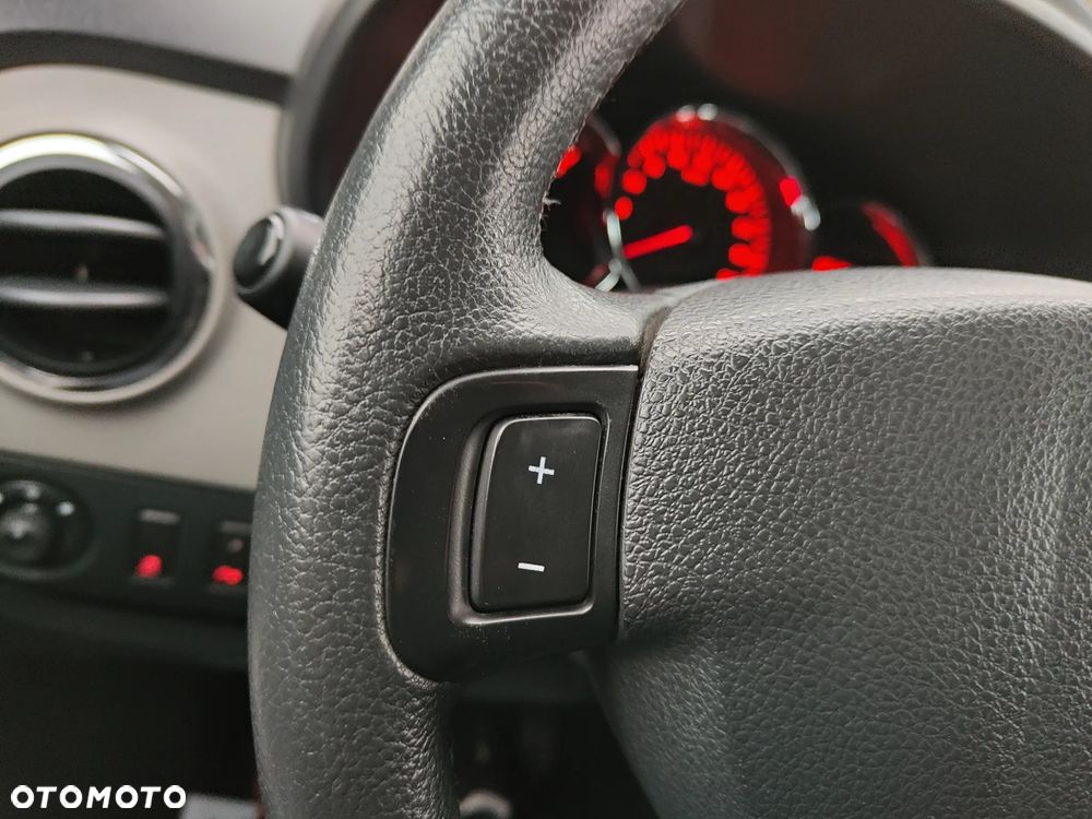 Dacia Lodgy dCi 110 Laureate - 13