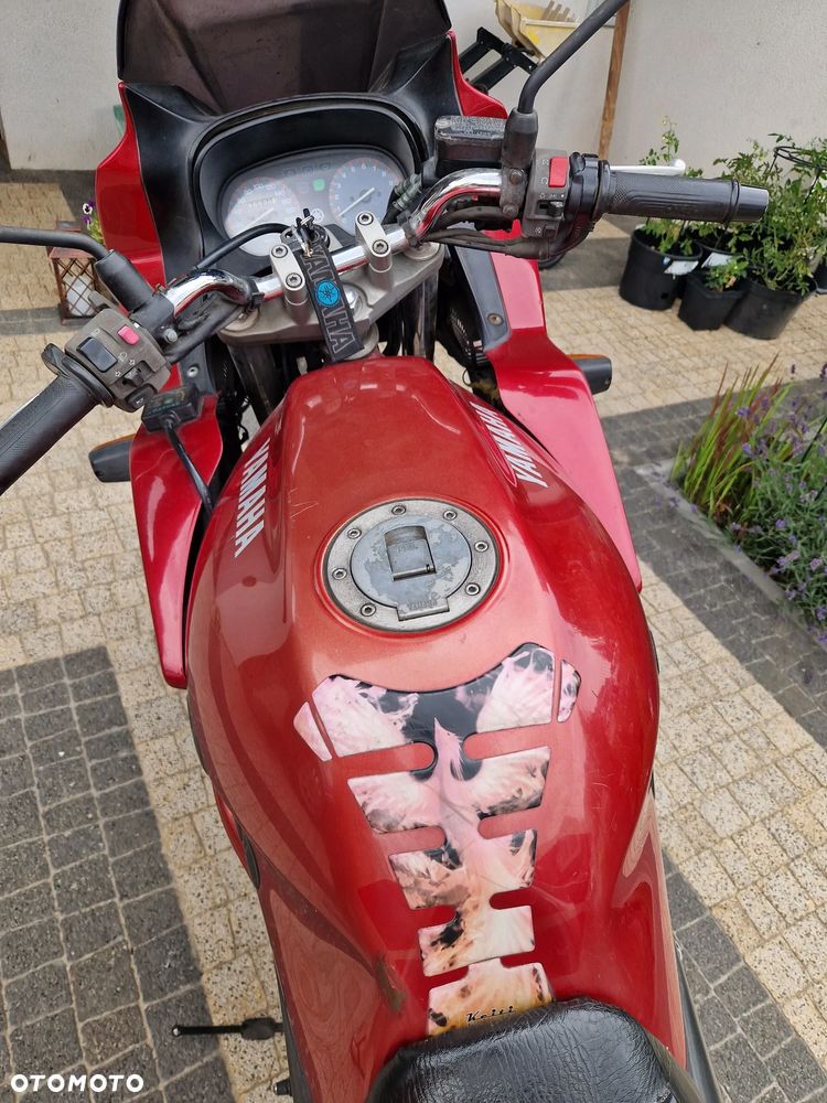 Yamaha XJ - 12