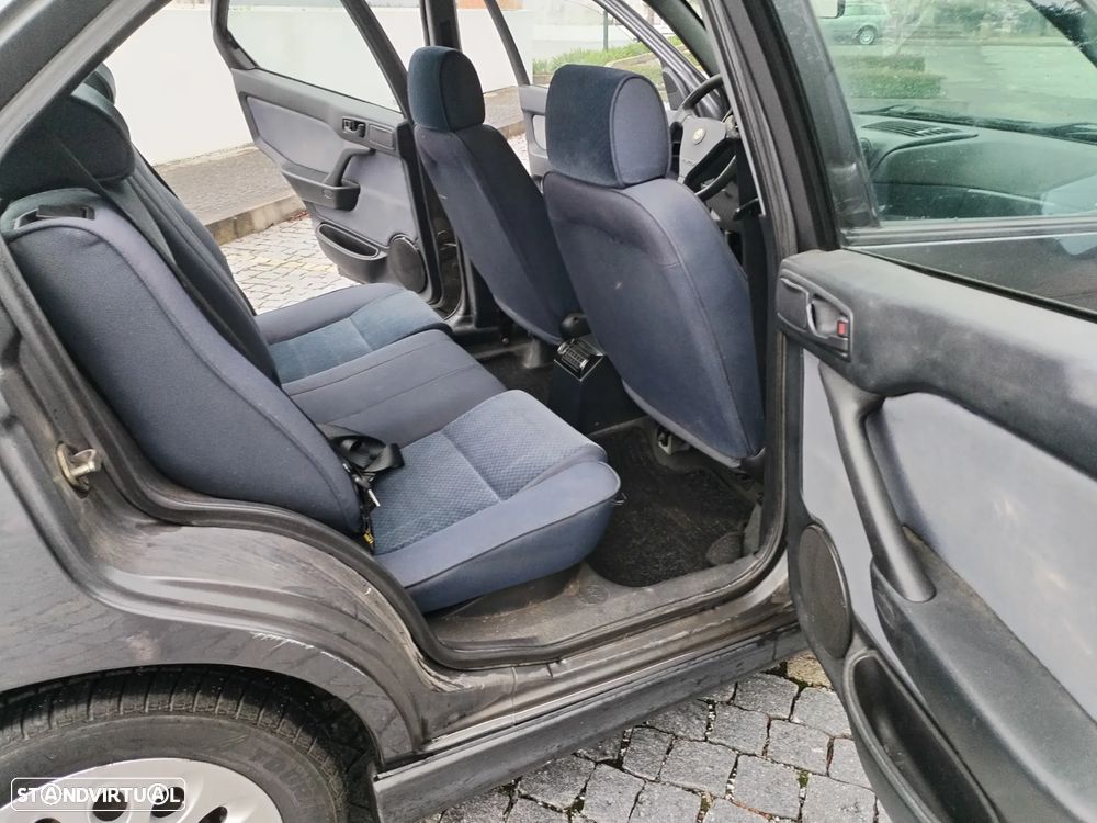 Alfa Romeo 146 1.4 TS 16V Confort - 16