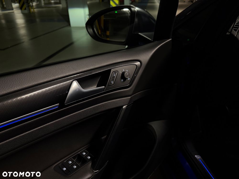Volkswagen Golf R 4Motion BlueMotion Technology DSG - 16