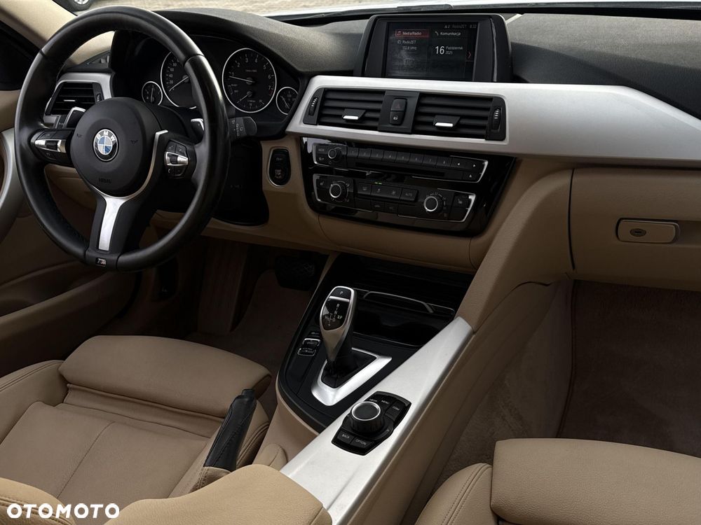 BMW Seria 3 320i GPF Advantage - 10