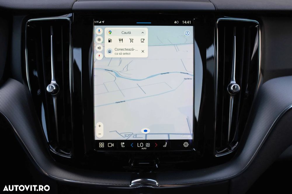 Volvo XC 60 B4 D AWD Plus Dark - 33