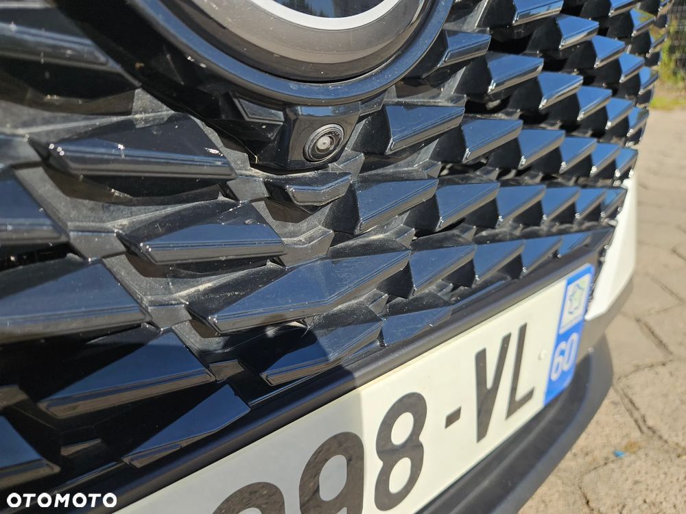 Nissan Qashqai - 12