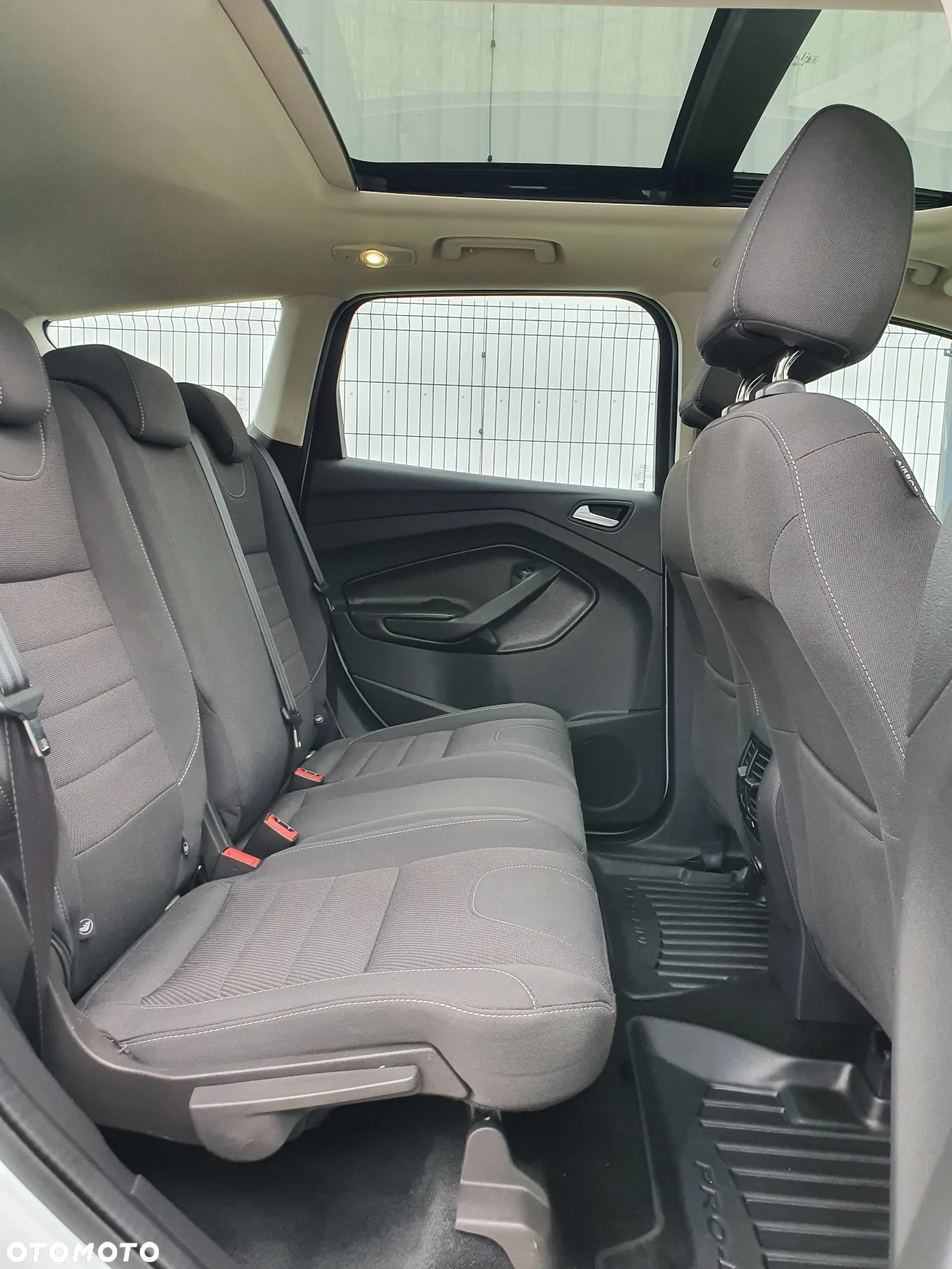 Ford Kuga 2.0 TDCi 4WD Trend - 30