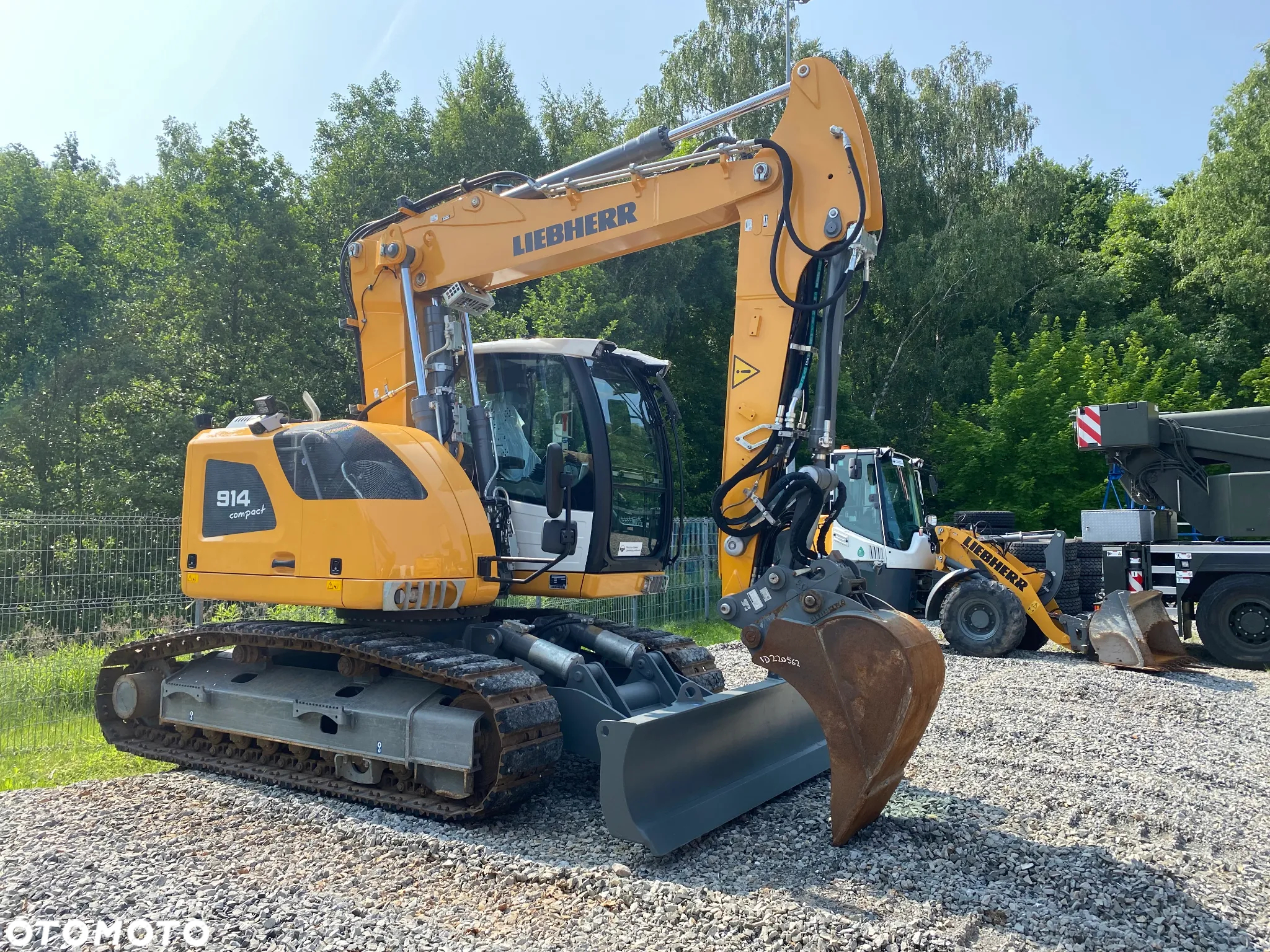 Liebherr R 914 Compact - 6