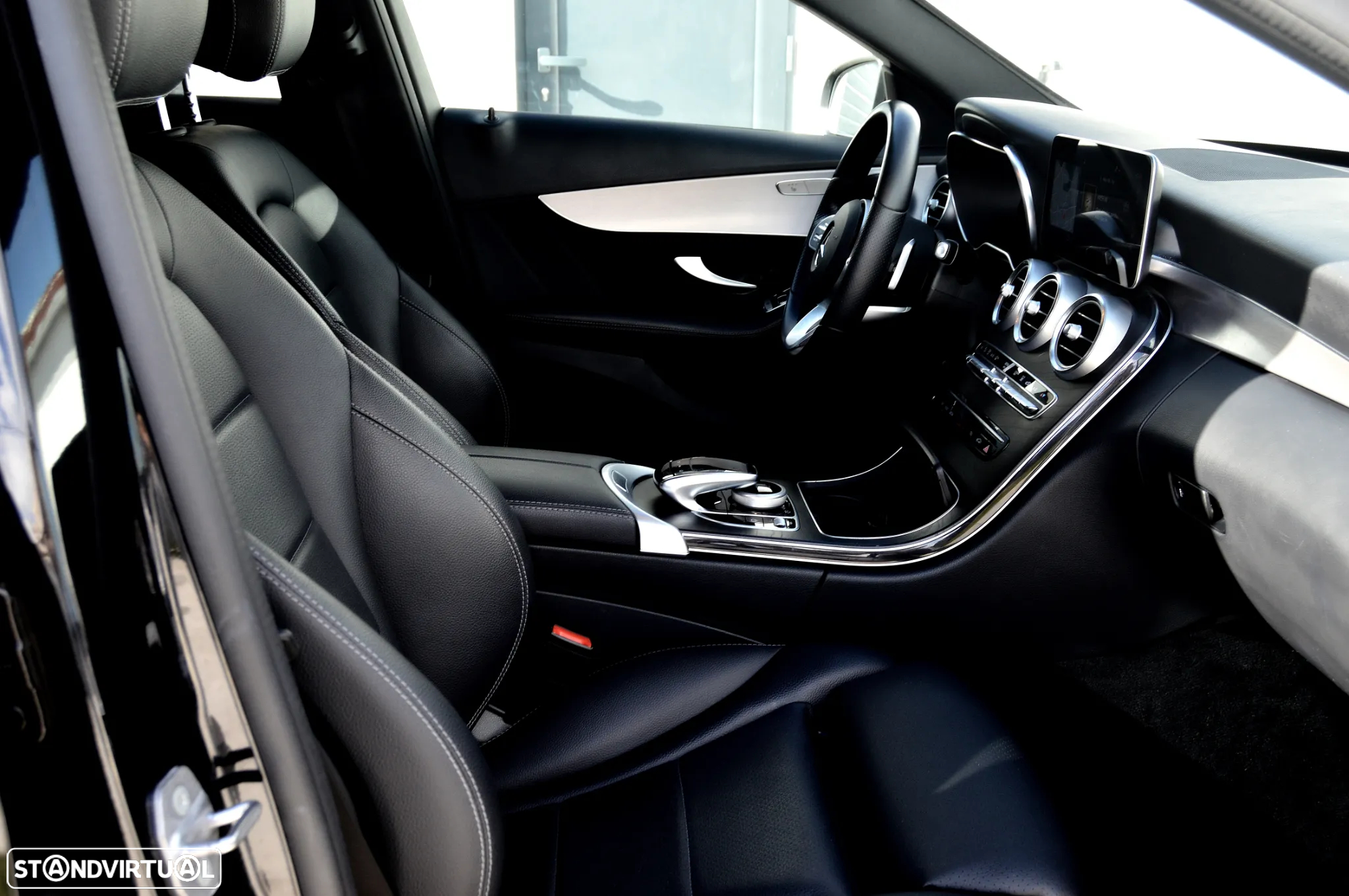 Mercedes-Benz C 300 de AMG Line - 25