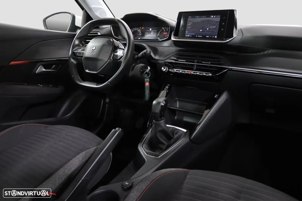Peugeot 208 1.2 PureTech SE Style - 5