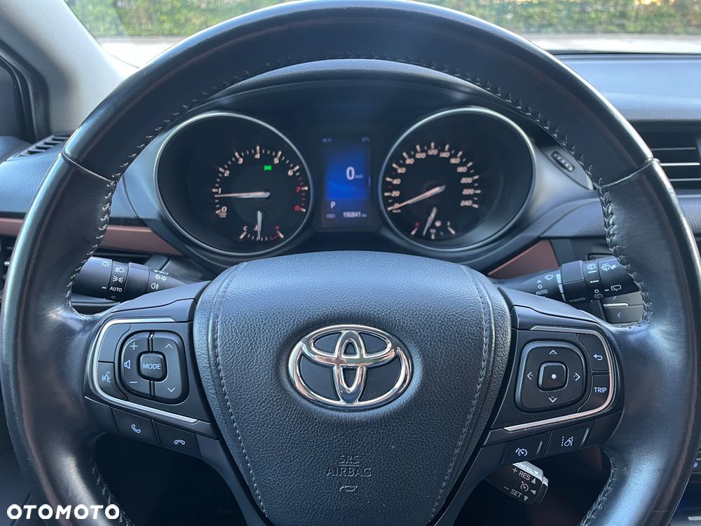 Toyota Avensis 1.8 Prestige MS - 17