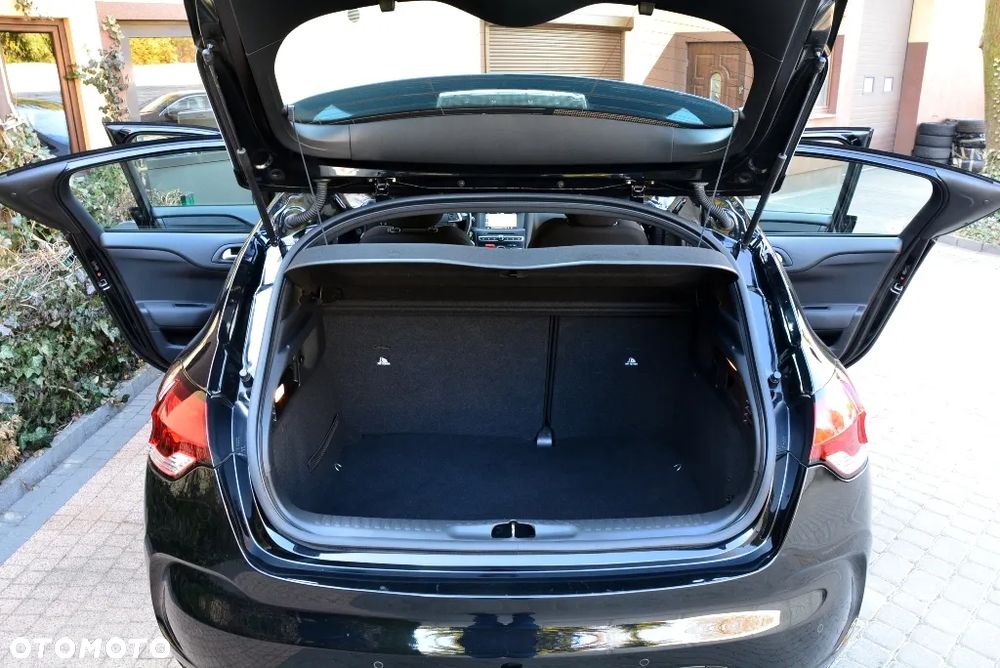 Citroën DS4 BlueHDi 120 S&S Chic - 16