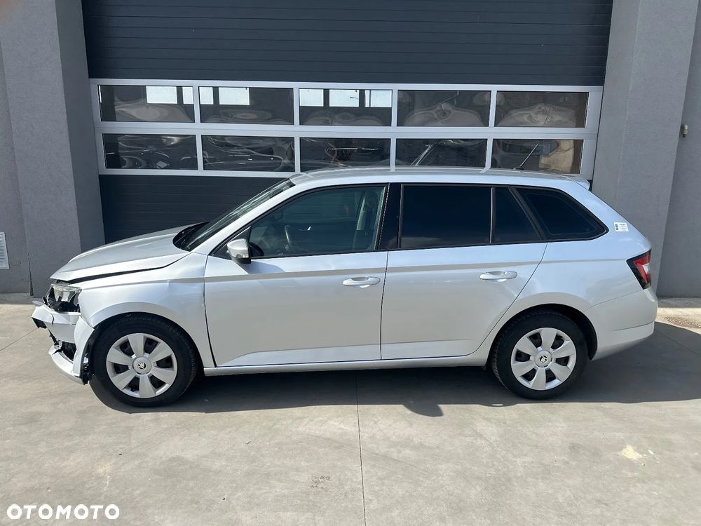 Skoda Fabia 1.2 TSI Ambition - 4