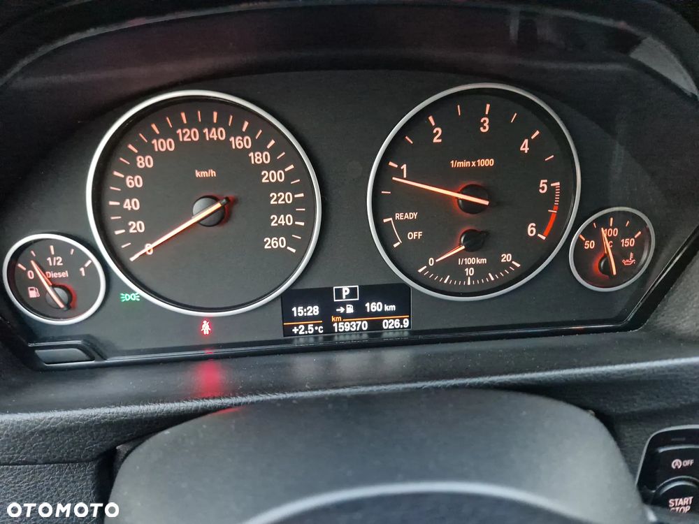 BMW Seria 3 318d Advantage - 23