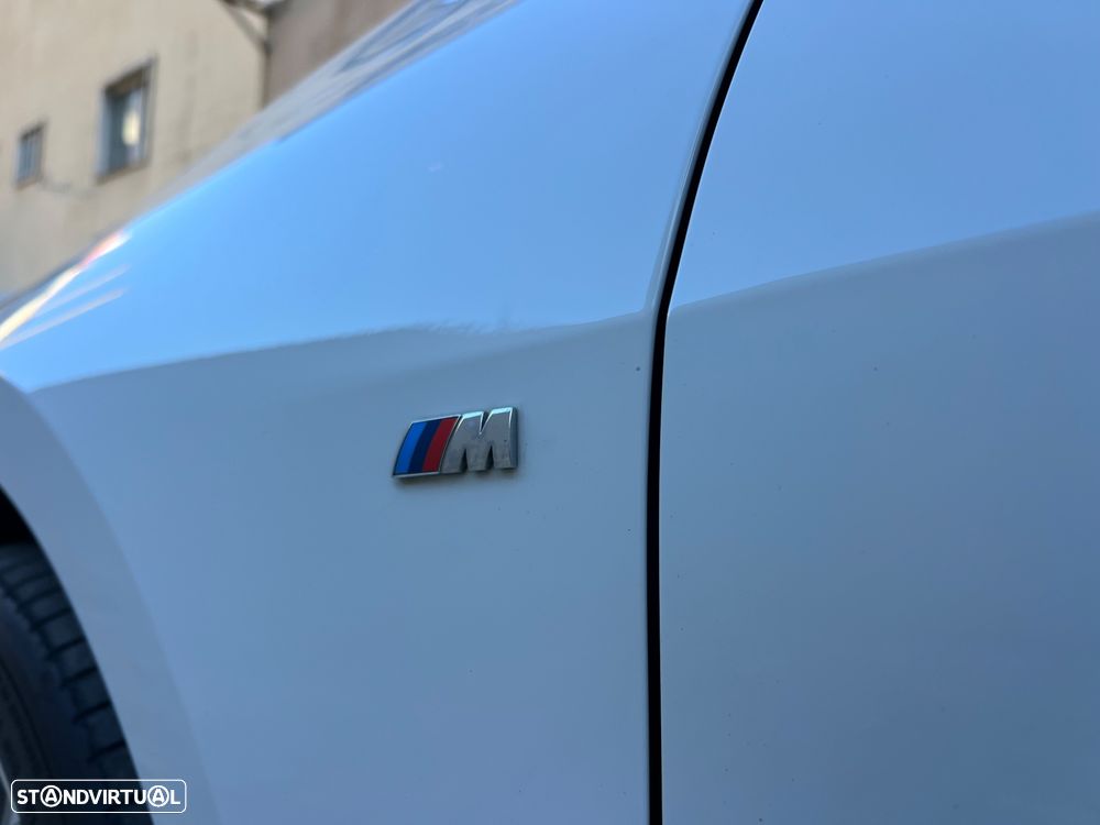 BMW 116 d Pack Desportivo M - 19