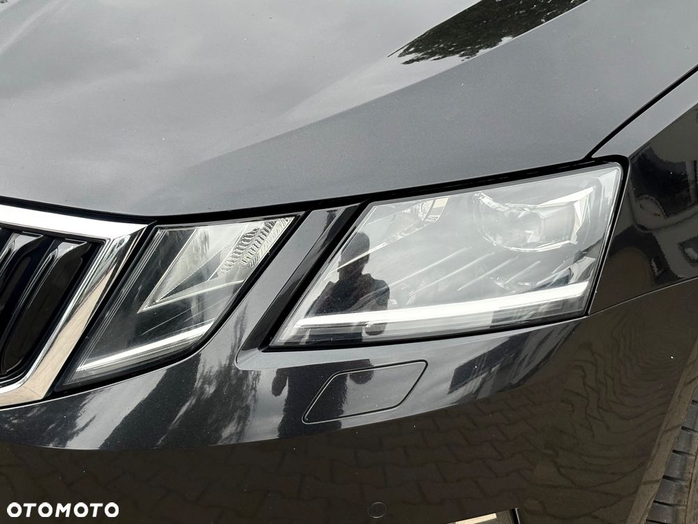 Skoda Octavia 2.0 TDI 4x4 DSG Clever - 8