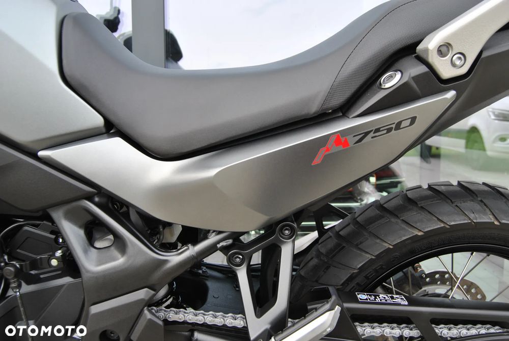 Honda Transalp - 13