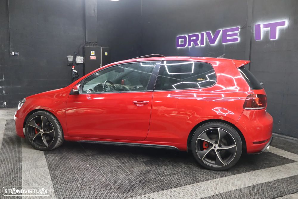 VW Golf - 8