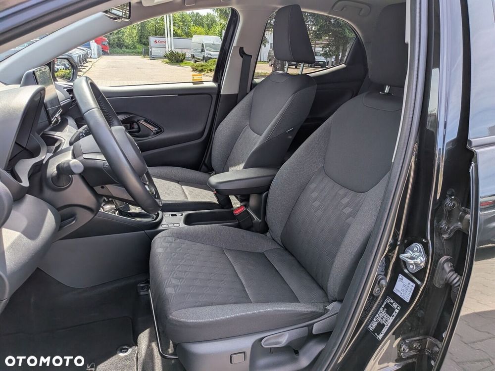 Toyota Yaris Hybrid 1.5 Style - 34