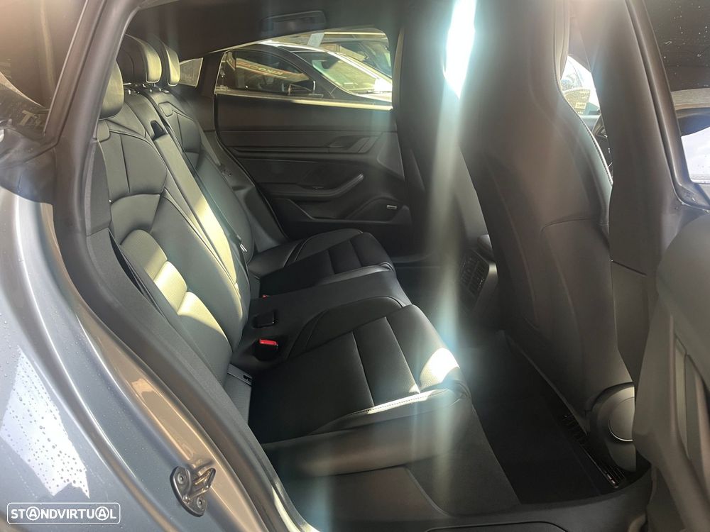 Porsche Taycan Standard - 53