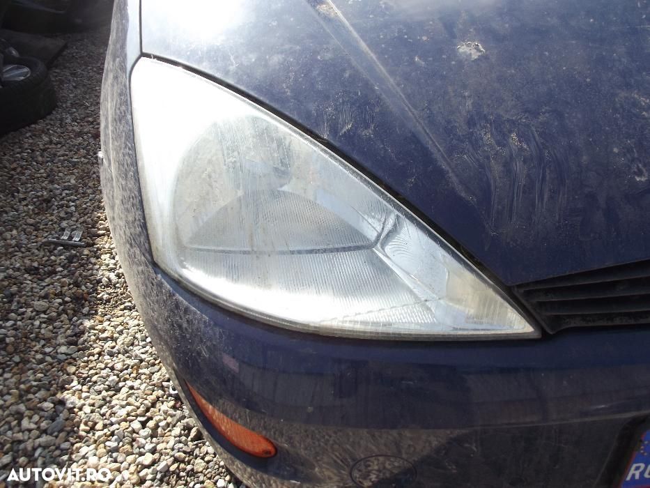 Far Ford Focus 1 faruri stanga dreapta Dezmembrez Ford Focus 1 - 1