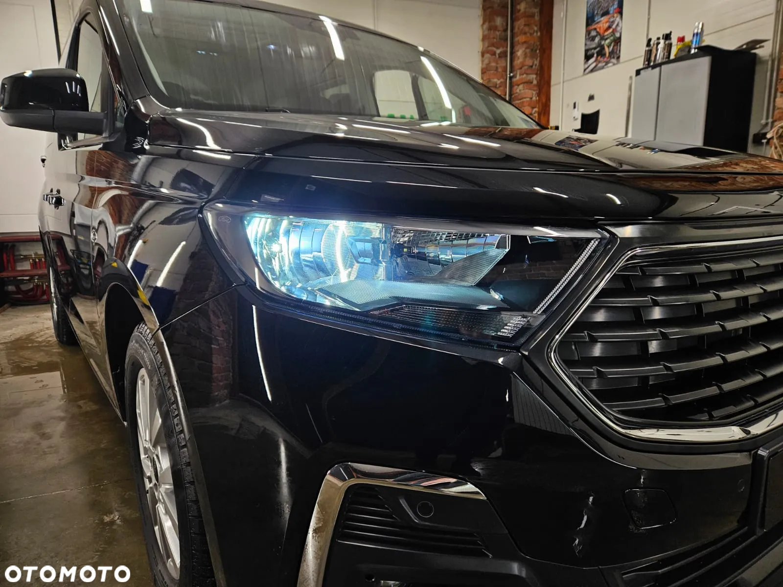 Ford Tourneo Connect 1.5 EcoBoost Titanium - 7