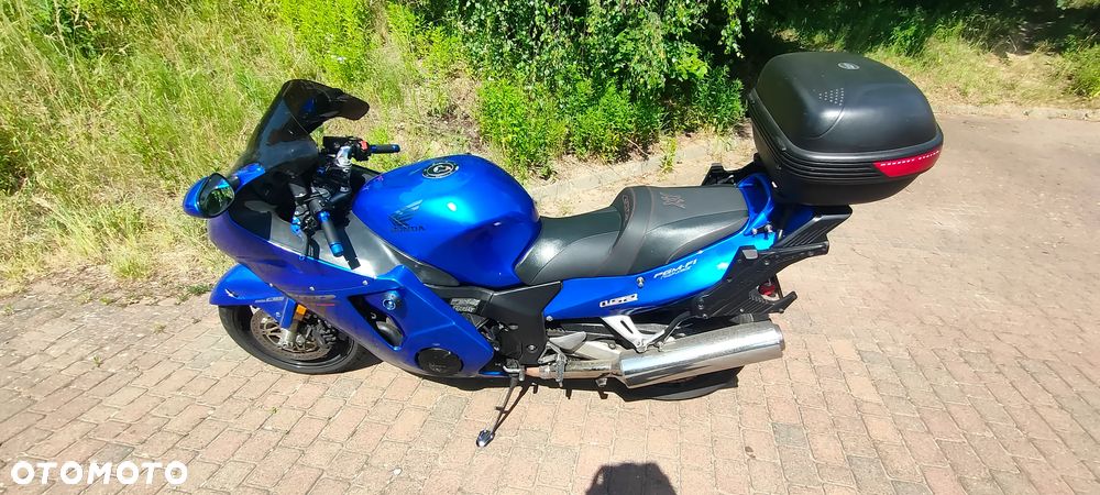 Honda CBR - 8