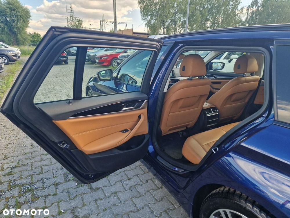 BMW Seria 5 520d M Sport Edition - 19