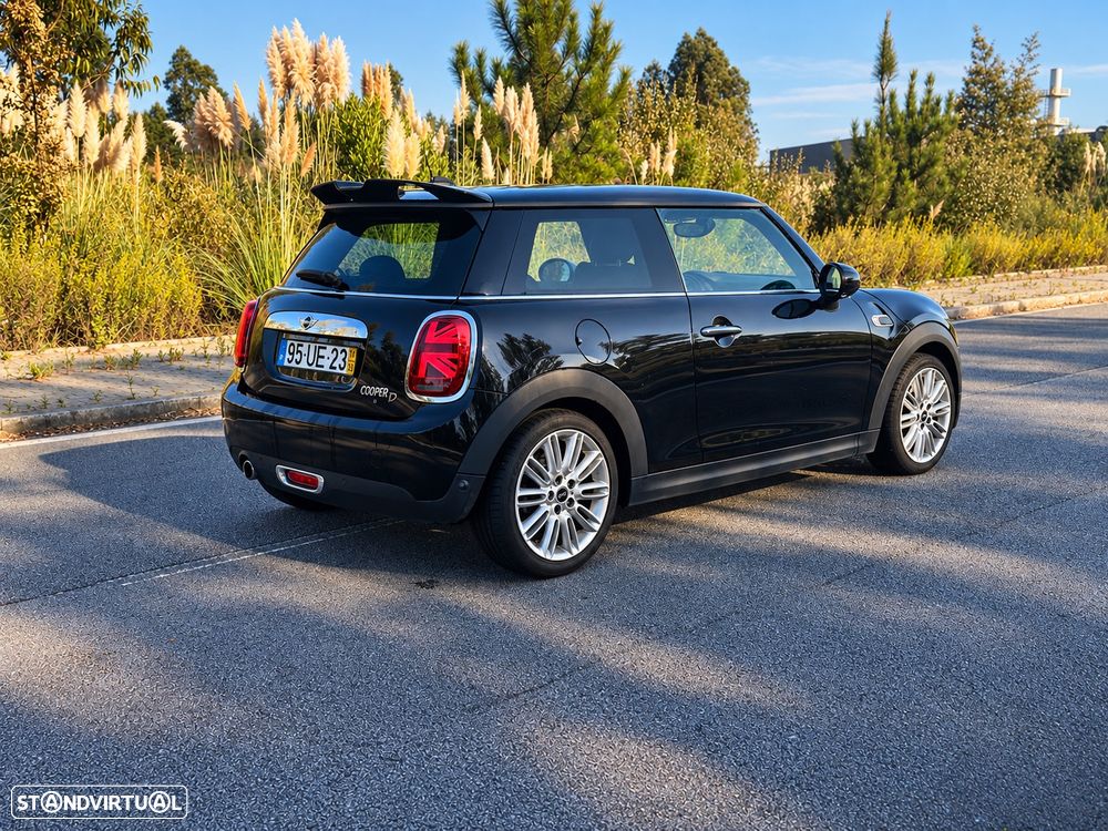 MINI 3 Portas Cooper D - 1
