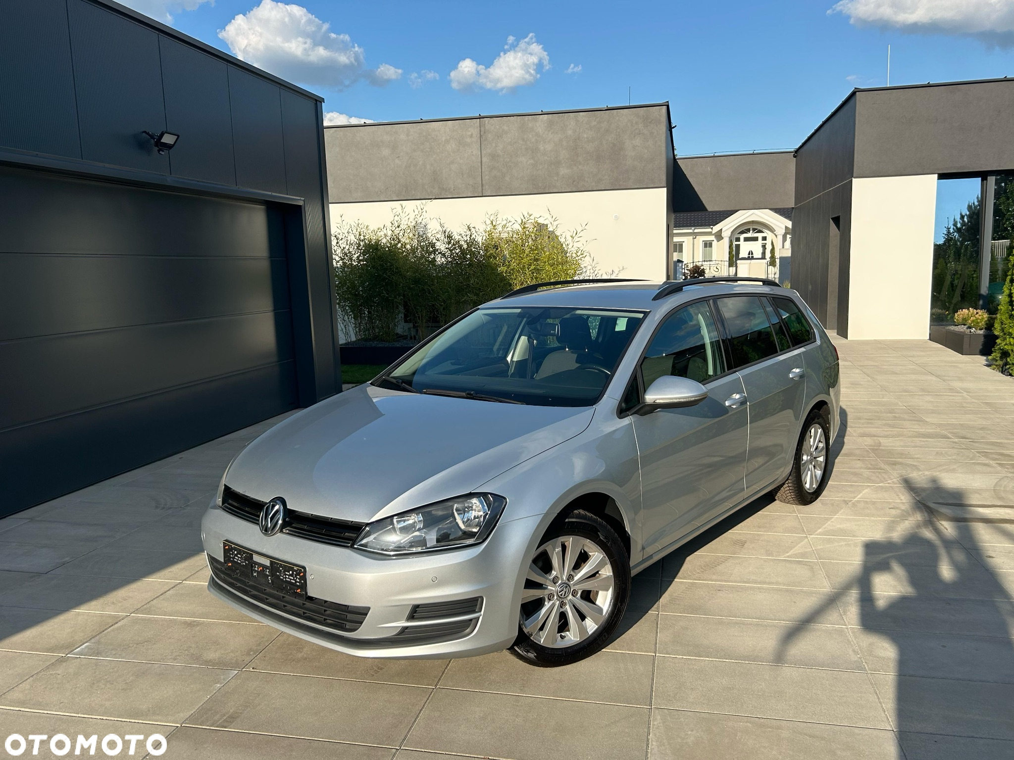 Volkswagen Golf - 5
