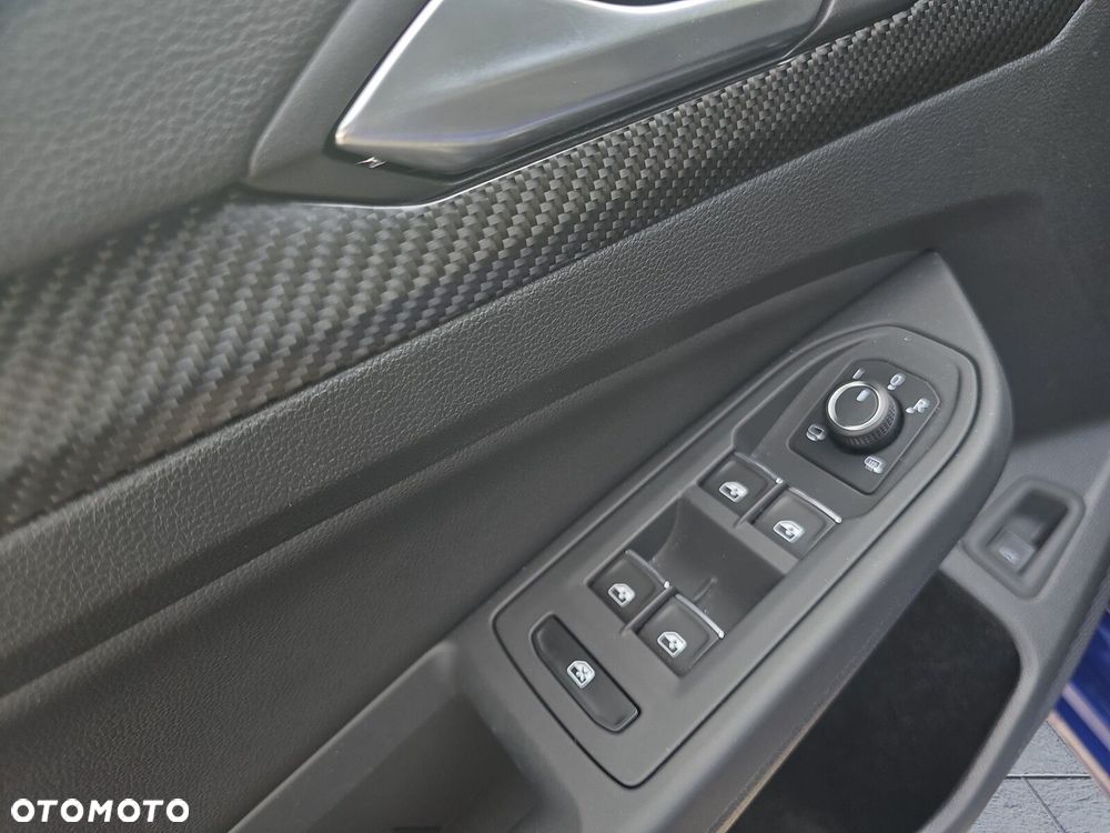 Volkswagen Golf Variant 2.0 TSI 4Motion R - 16