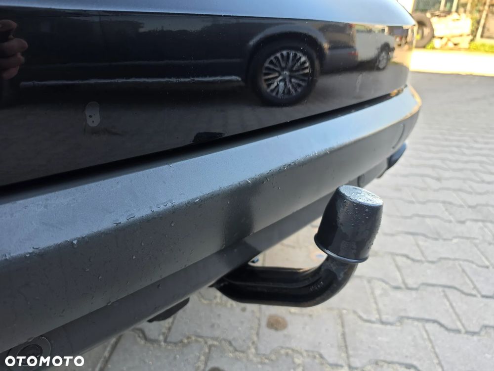 Ford S-Max - 17