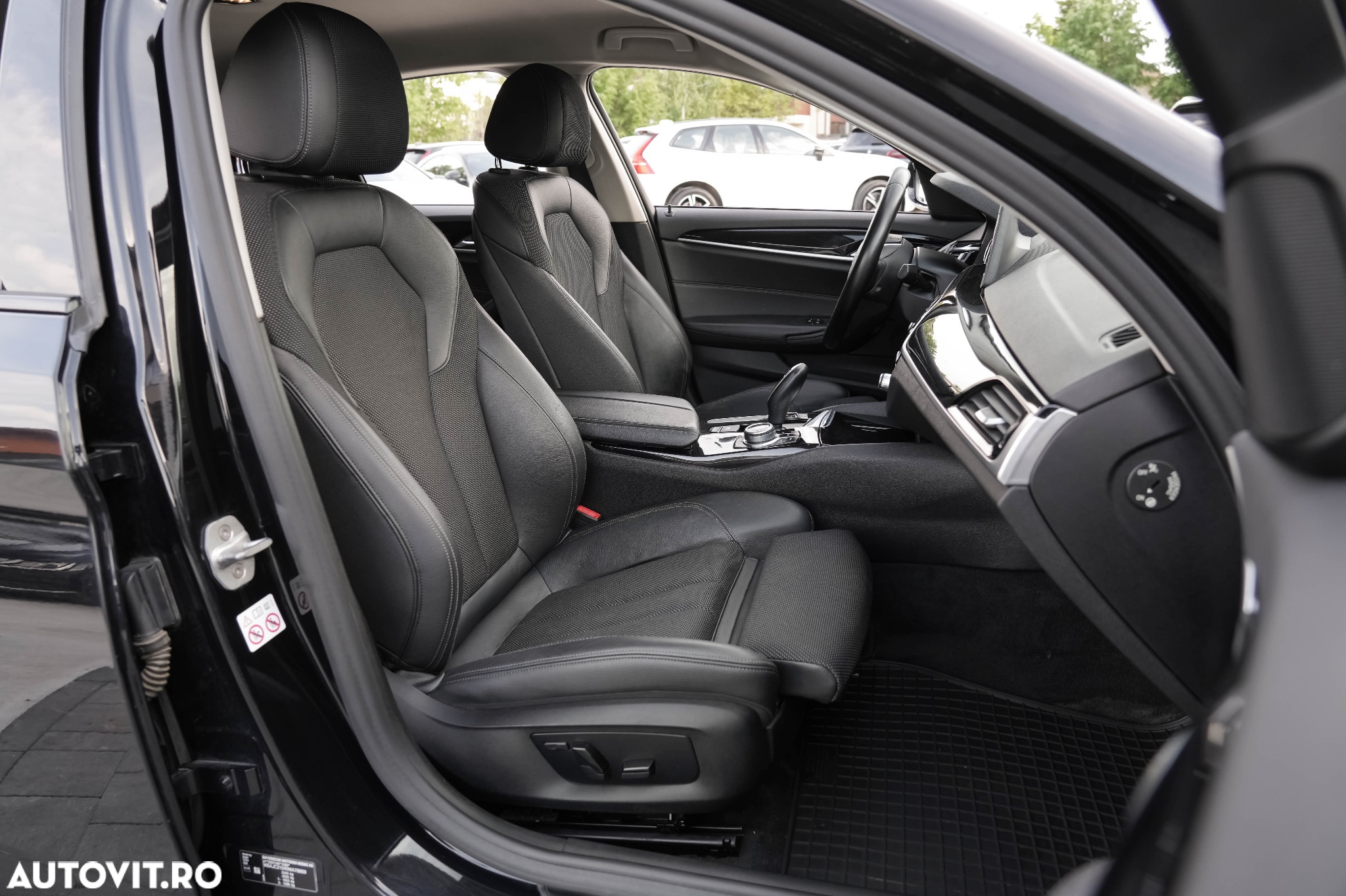 BMW Seria 5 520d Aut. Sport Line - 10