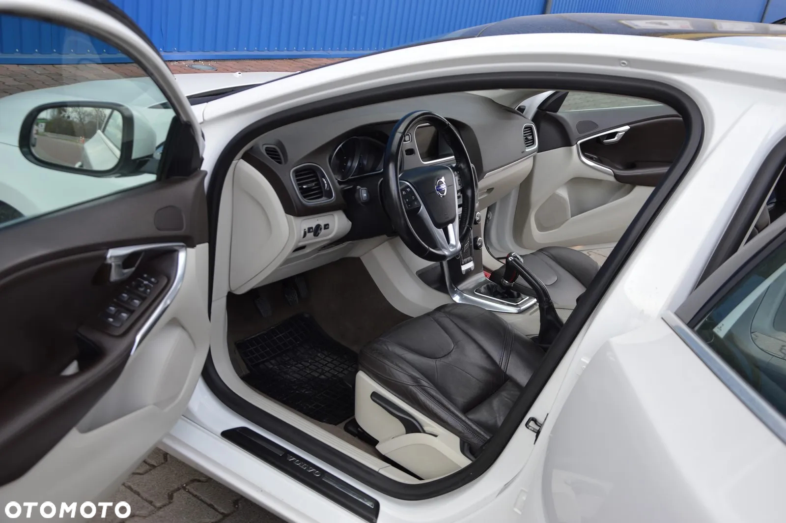 Volvo V40 D2 Summum - 6