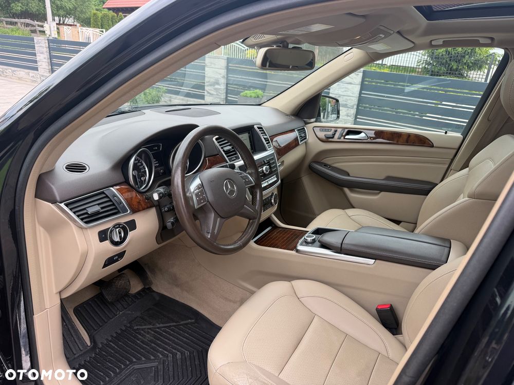 Mercedes-Benz ML 350 BlueTEC 4MATIC 7G-TRONIC - 12