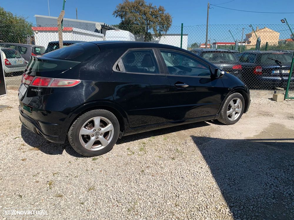 Honda Civic 1.4 i-VTEC Elegance - 6