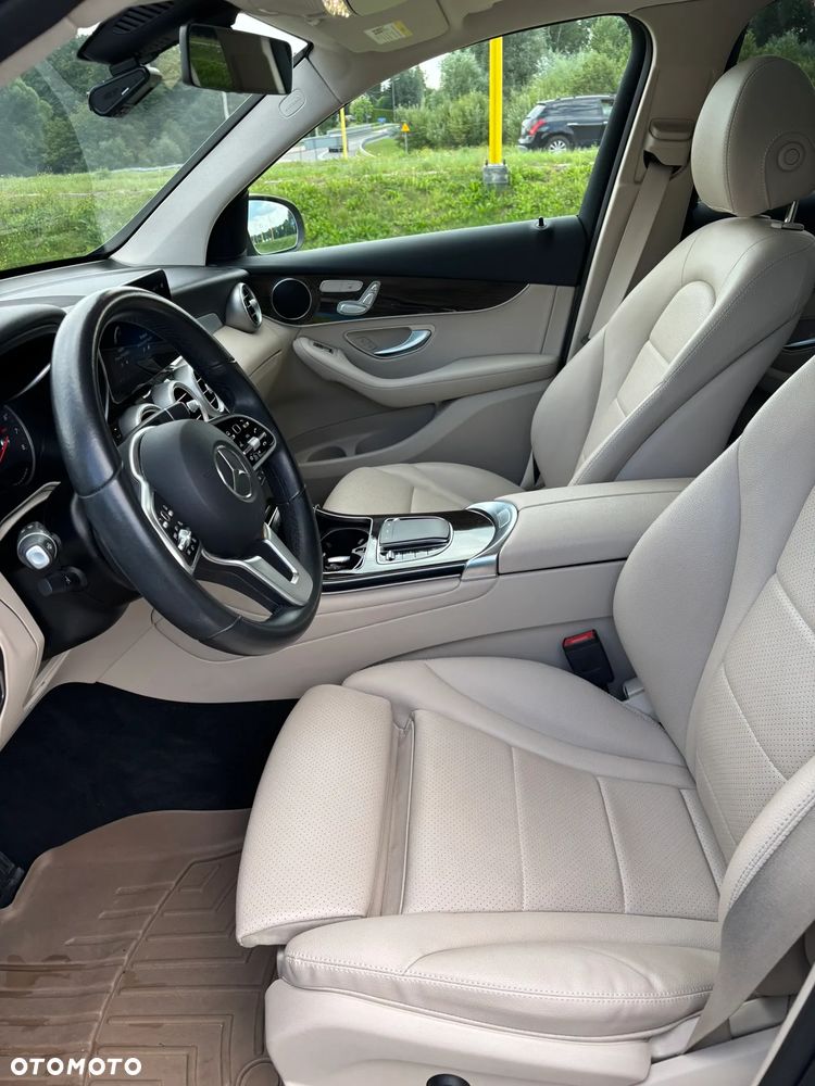 Mercedes-Benz GLC - 9