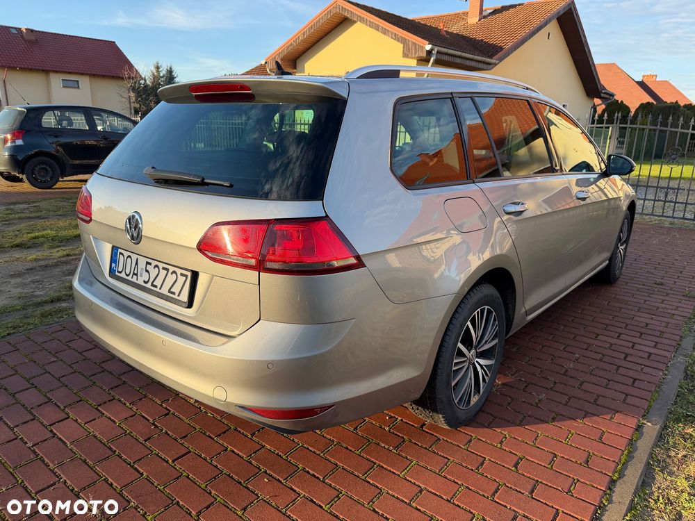 Volkswagen Golf 1.6 TDI BlueMotion Technology Allstar - 3