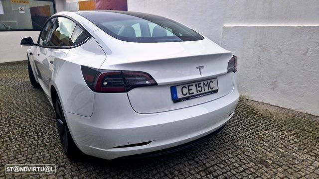 Tesla Model 3 Standard Range Plus RWD - 3