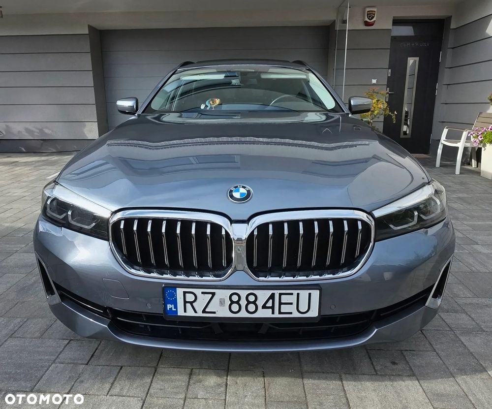 BMW Seria 5 530d xDrive mHEV Luxury Line - 4