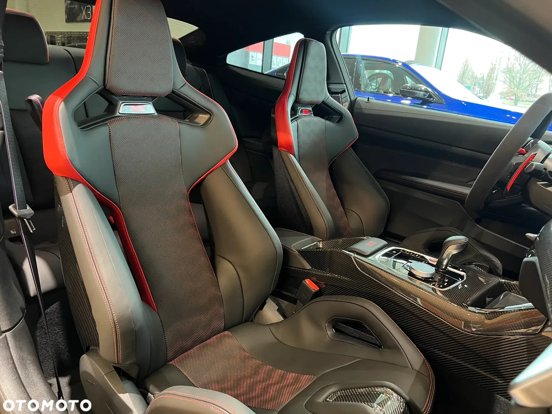 BMW M4 CS xDrive - 8