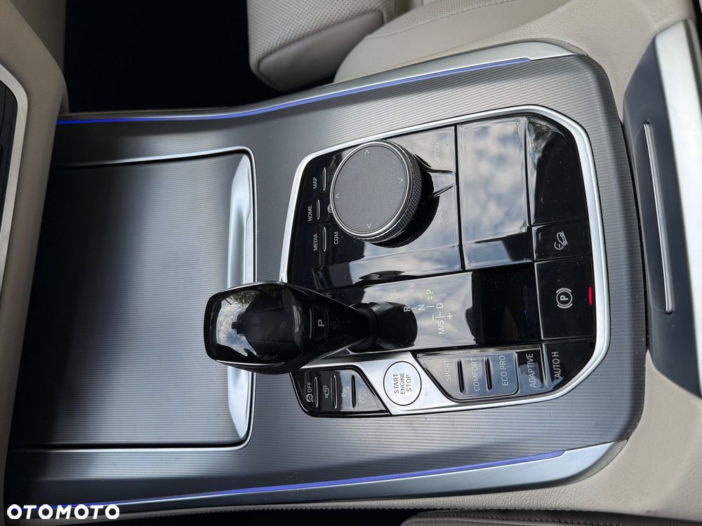 BMW X5 xDrive30d - 24