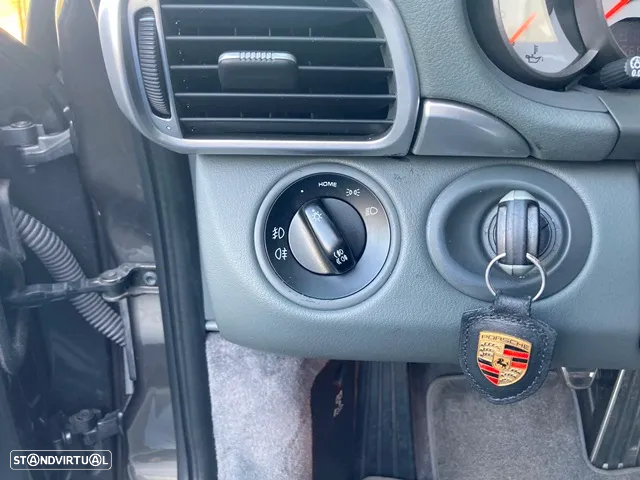 Porsche 911 (997) Carrera 4 S - 20