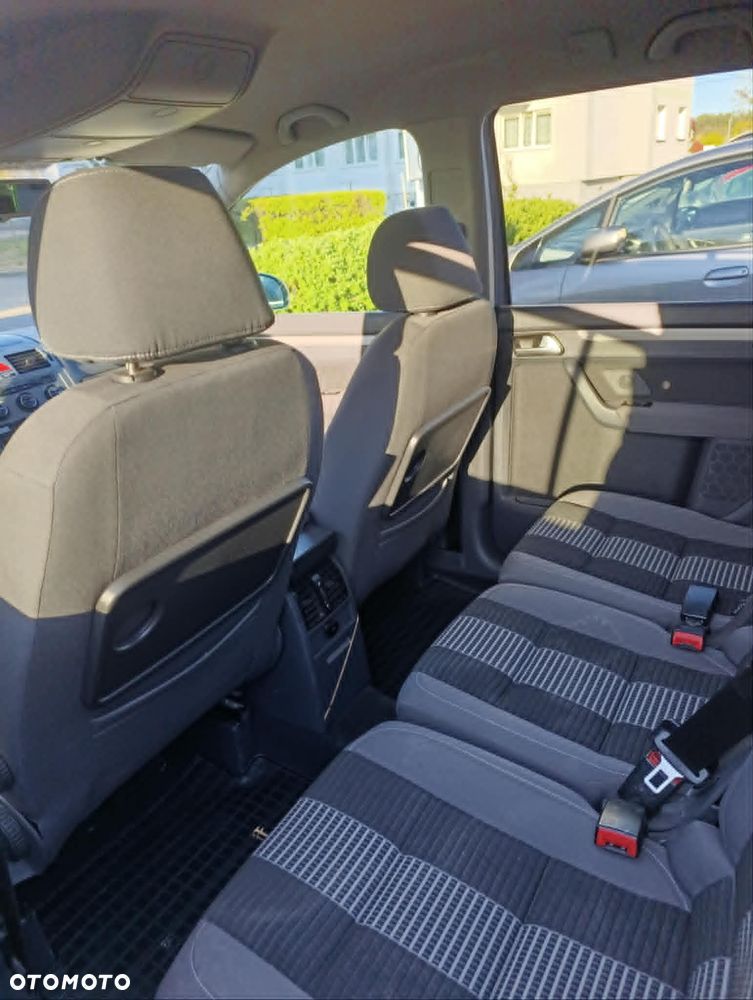 Volkswagen Touran 2.0 TDI United - 9